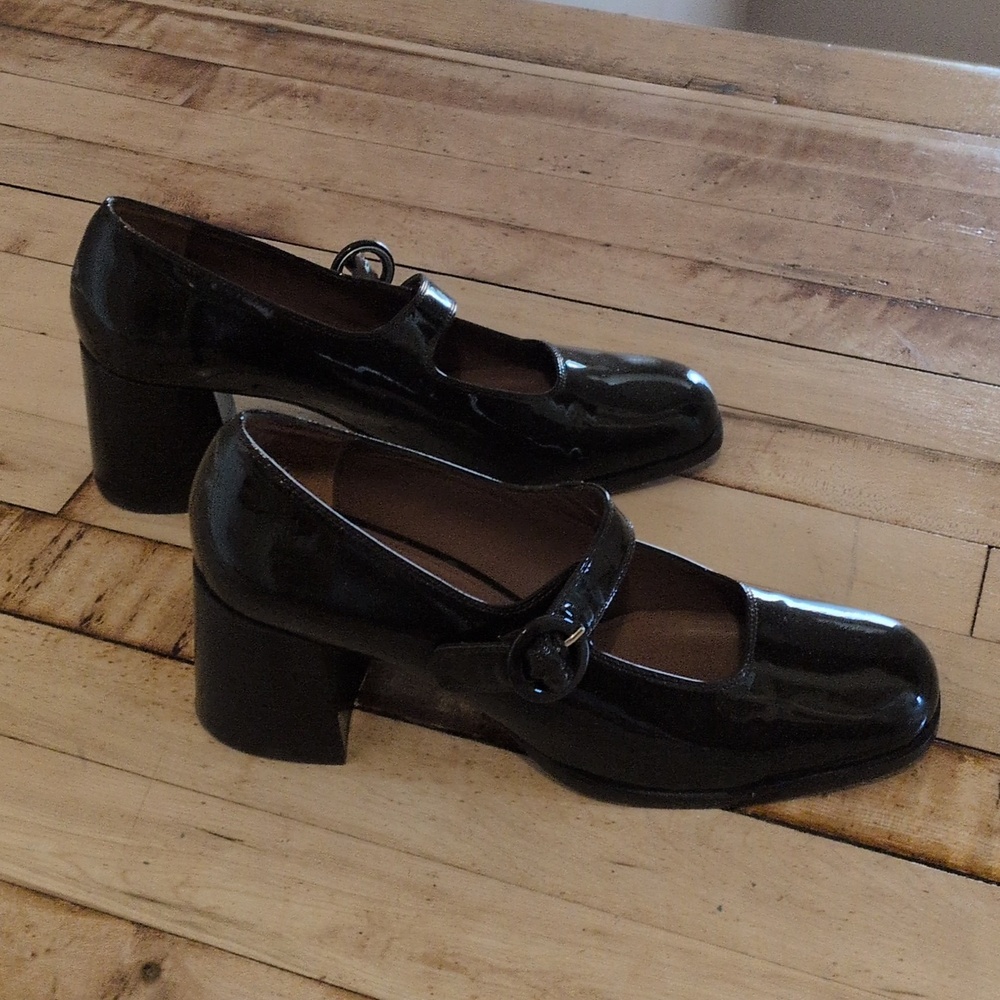 Carel Caren Patent Mary Janes - Picture 8 of 13